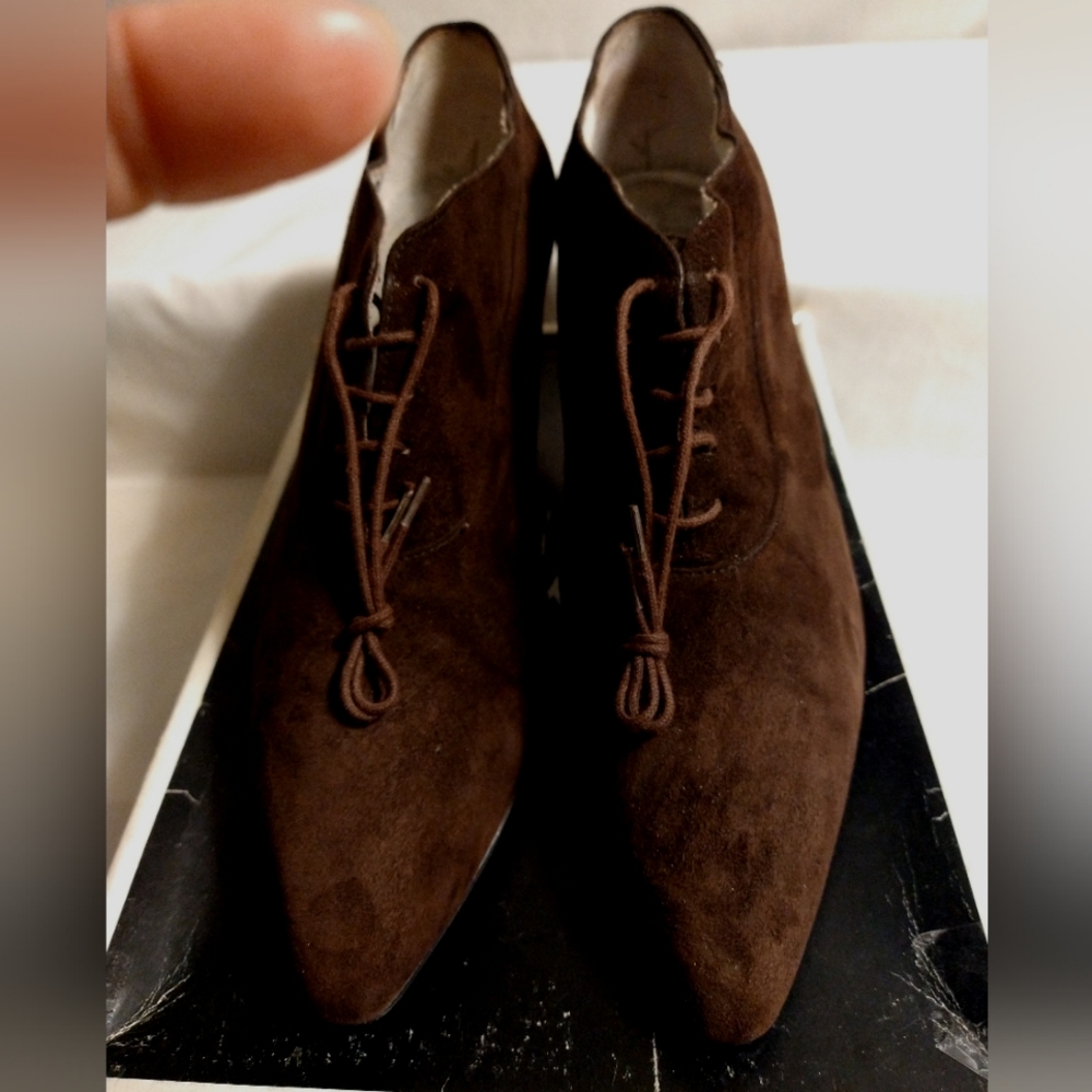 Elegant Brown Women's Heeled Shoes